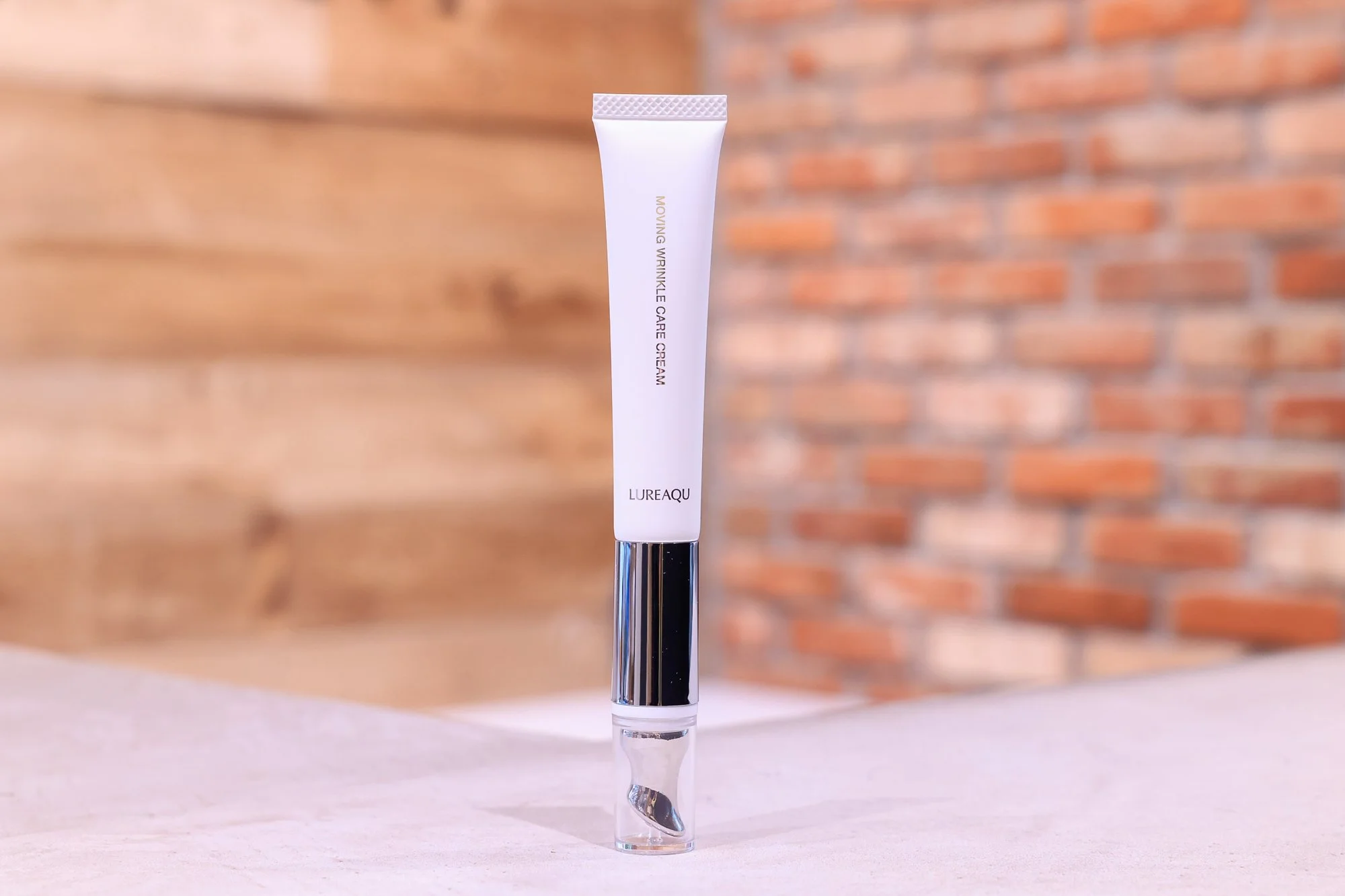 正規販売店】 LUREAQU MOVING WRINKLE CARE CREAM | ルリーク